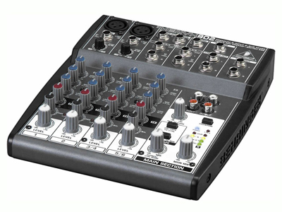 BEHRINGER 802 --  , 2 , 2 , 1 AUX