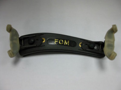 FOM ME-045 -- мостик скрипичный 1/2 пластиковый, регулировка высоты и ширины, складывающиеся ножки
